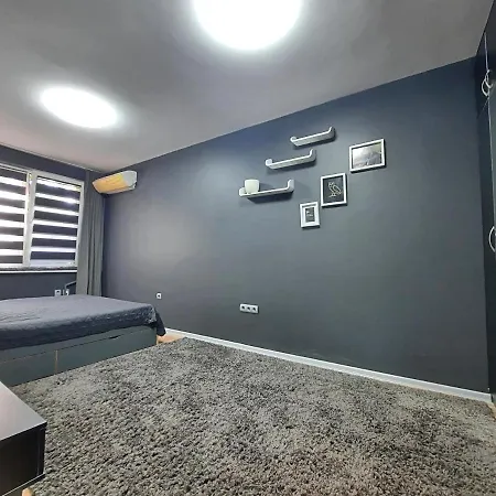 Top Location Apartment *