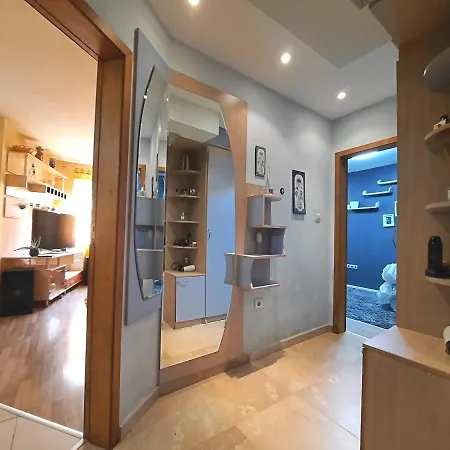 Top Location Apartment *